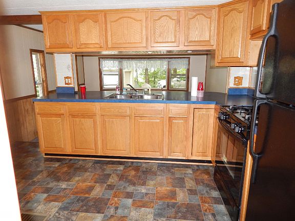 3rd image of 13925 Long Lake Dr