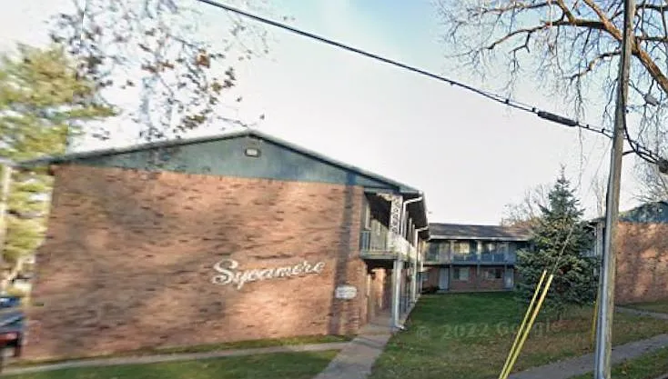 800 Danville Ave — Photo 1