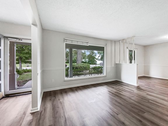 Front Entrance/Formal Dining/or Secondary Living Room