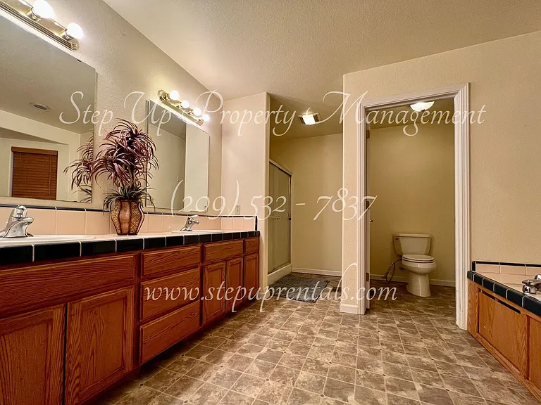 22519 Lina Ln — Photo 22