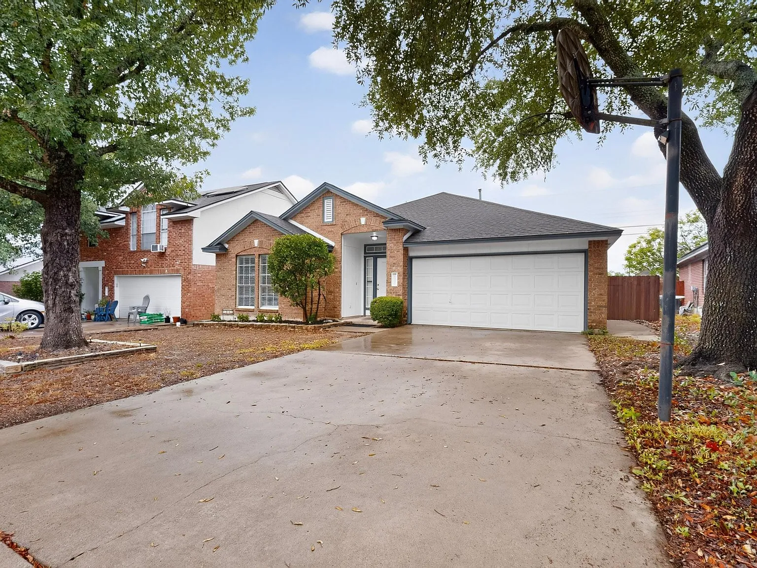 3 bed, 2.0 bath, 1611 sqft, $1,990 — Photo 4