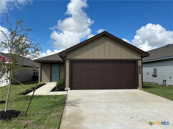 129 Mullins Dr, Rockdale, TX 76567
