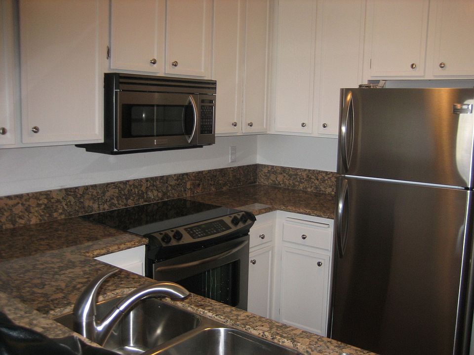 1st image of 5980 Dandridge Ln Unit 214