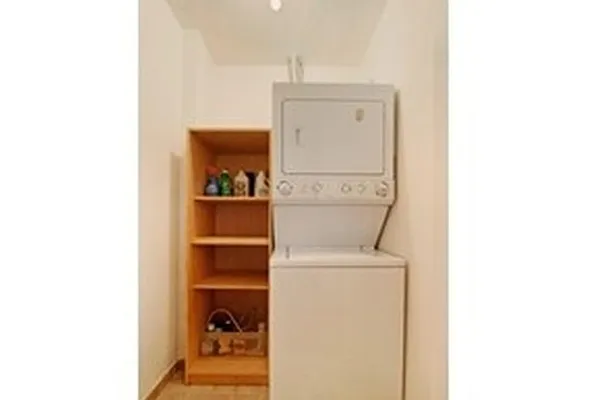 Sold by Corcoran | media 21