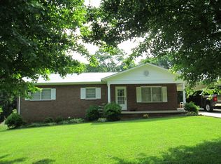 476 S And K Rd, Hickory, NC 28601