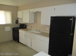 4077 Columbus St #4, Wayne, MI 48184