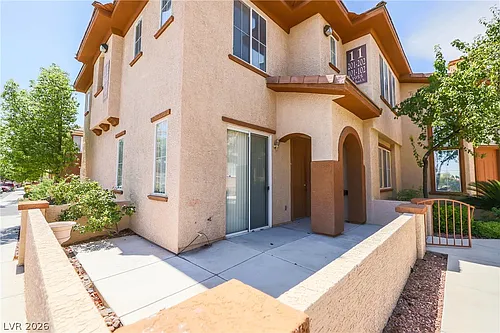 3955 Palm Beach St #101 Photo 1