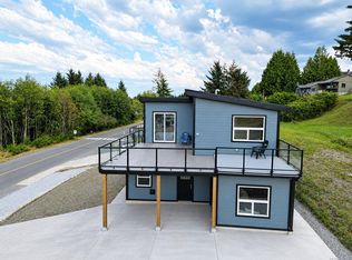 2071 Pioneer Hill Dr, Pt McNeill, BC V0N2R0
