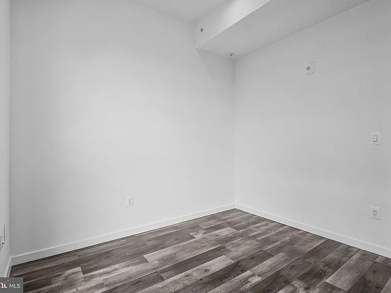 506 H St NE #302 — Photo 12