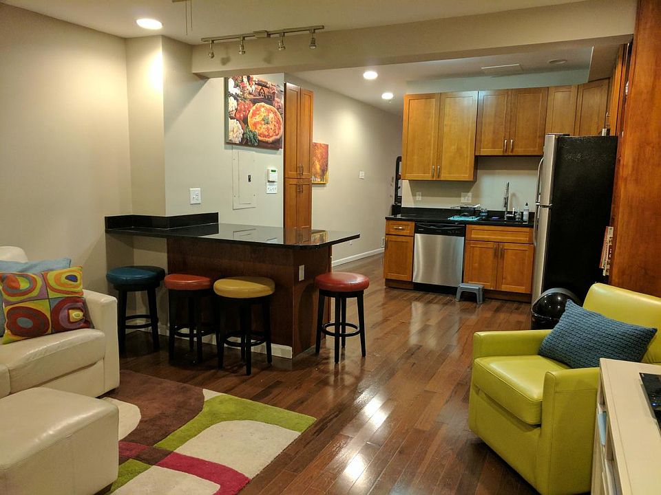 Living room & kitchen