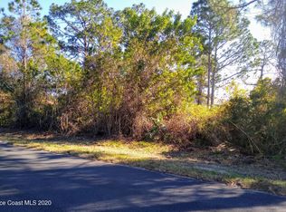 990 Brickell St SE, Palm Bay, FL 32909