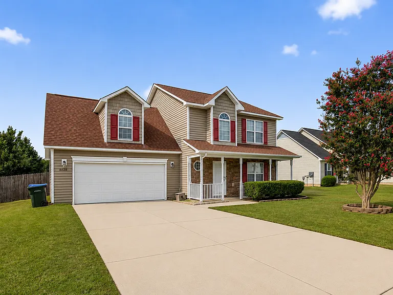 5020 Windflower Dr — Photo 2