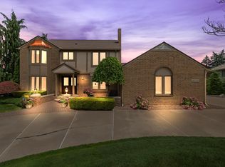 37446 Fiore Trl, Clinton Township, MI