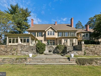 8600 Seminole St, Philadelphia, PA, 19118