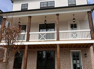 717 Farmstead Rd, Suwanee, GA 30024