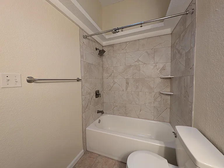 5949 Bridalveil Dr — Photo 19