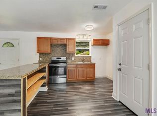 8513 Cody Dr, Baton Rouge, LA 70811