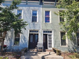 40 N Manning Blvd, Albany, NY 12206