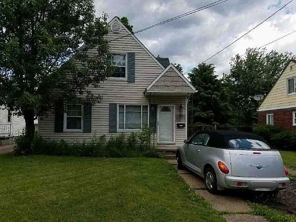 3rd image of 889 E Archwood Ave