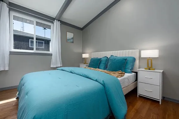 1338 Degener Ave — Photo 12