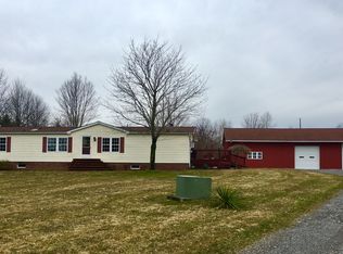 1807 Mercer Grove City Rd, Mercer, PA 16137