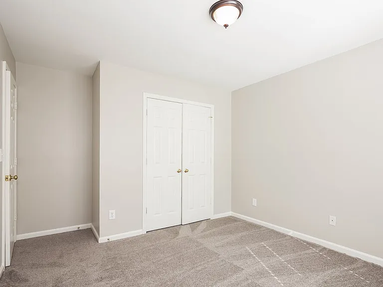 10421 Henbane Ct — Photo 13