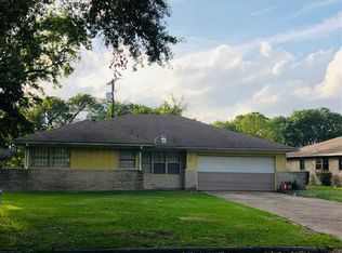 5151 Lakeside Dr, Port Arthur, TX 77642