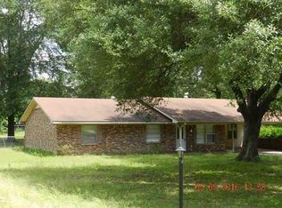 168 Flenniken St, Gladewater, TX 75647