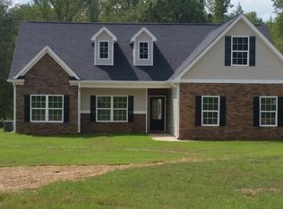 1636 Roberts Quarters Rd, Concord, GA 30206