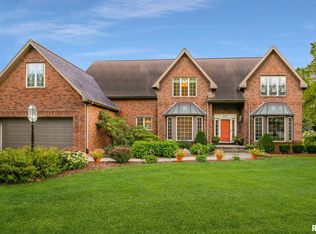 216 Illini Dr, Galesburg, IL