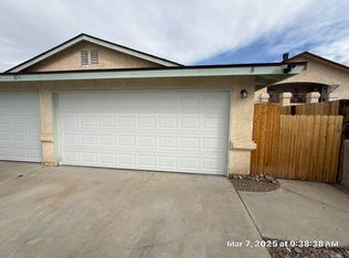 851 Baseline Rd APT B, Bullhead City, AZ 86442