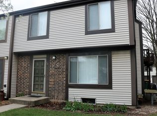 1731 Raintree Ct #1731, Sycamore, IL 60178