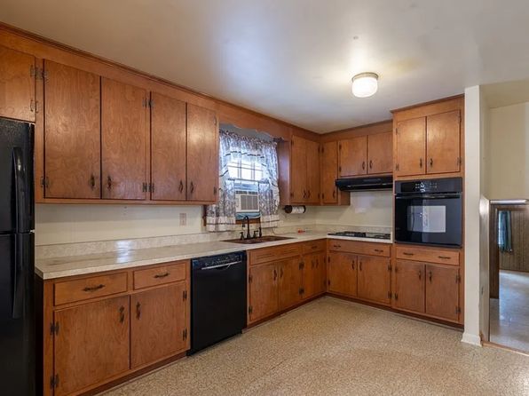 (undisclosed Address)