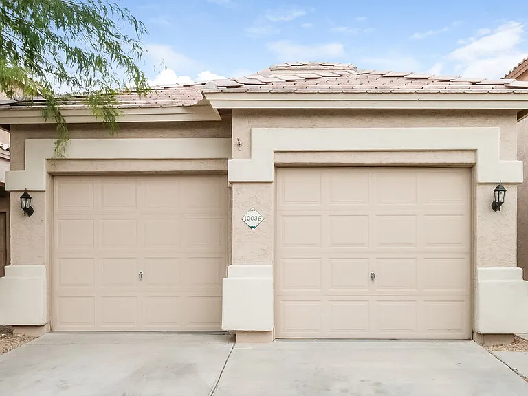 10036 E Capri Ave — Photo 1