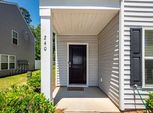240 Spencer Cir, Summerville, SC 29485