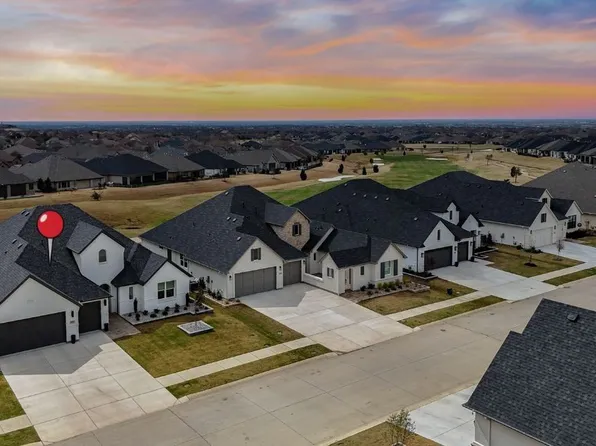 10817 Drinkwater Dr, Denton, TX 76207