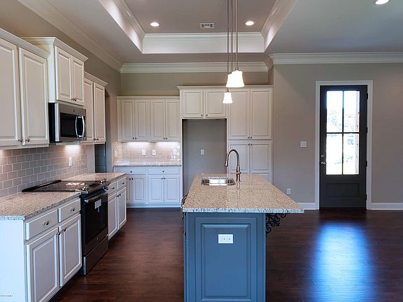 5th image of 107 Old Heritage Ln