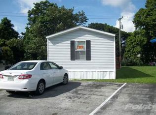 13098 SW 6th Ct, Davie, FL 33325