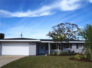 13833 Bermuda Dr, Seminole, FL 33776