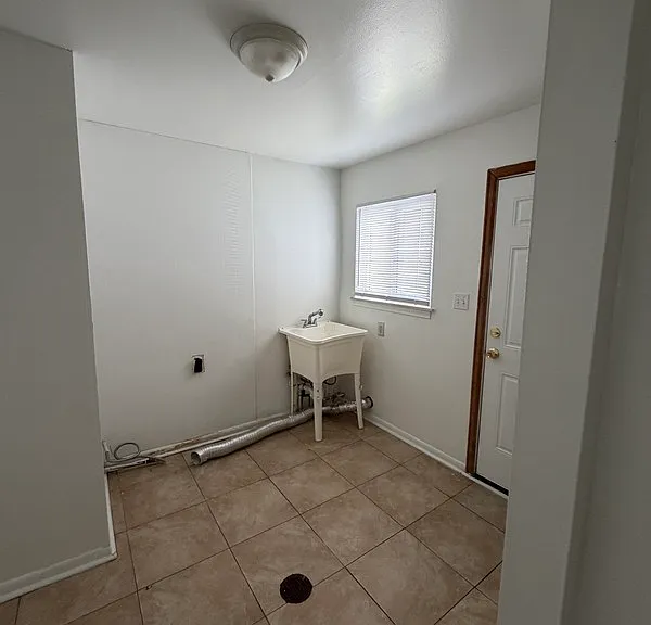 29708 Grandview St — Photo 6