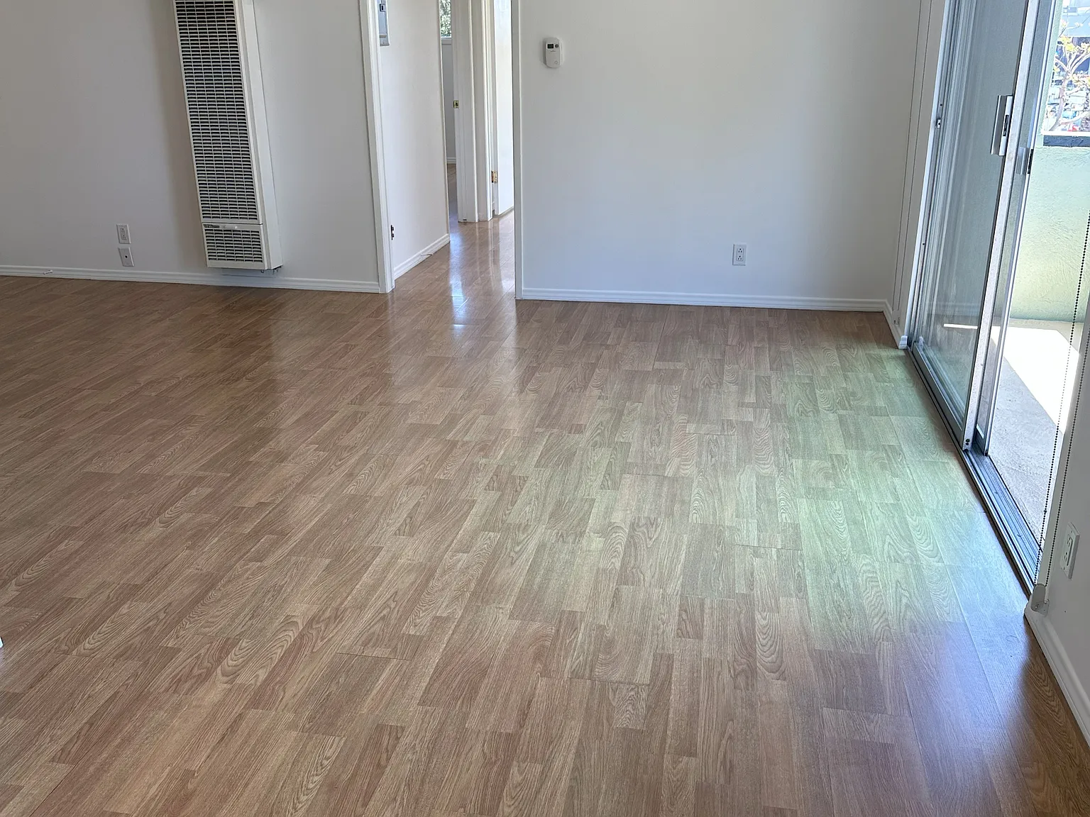 2 bed, 1.5 bath, $3,075 — Photo 3