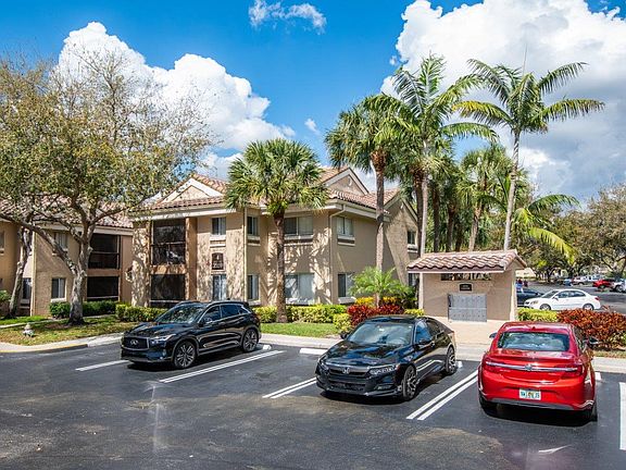 2nd image of 3505 W Atlantic Blvd #707