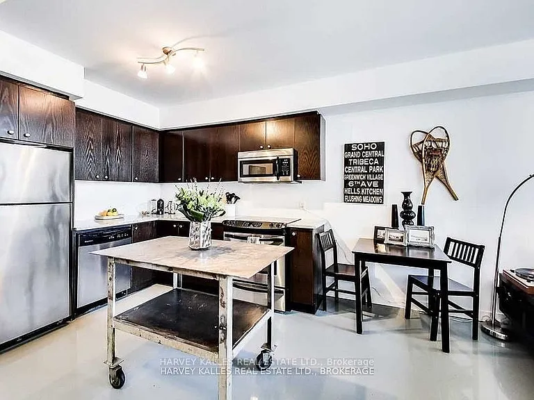 201 Carlaw Ave W #232 — Photo 5