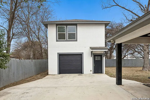 303 Pendleton Ave — Photo 5