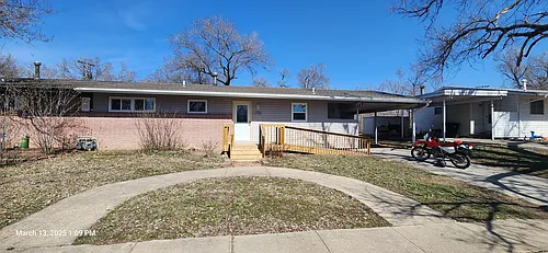 2016 SW 71st Ter Photo 1