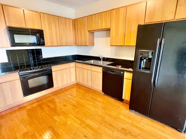 388 Boush St Unit 418, Norfolk, VA 23510