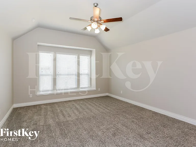 122 S Carson Cub Ct — Photo 9