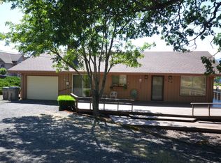 600 Rocky Rd, Hood River, OR 97031