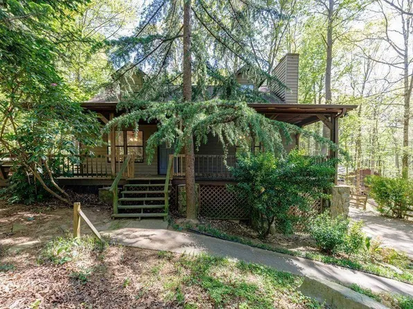 919 Lebanon Pl, Woodstock, GA 30188