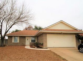 817 Dew Drop Ln, Leander, TX 78641